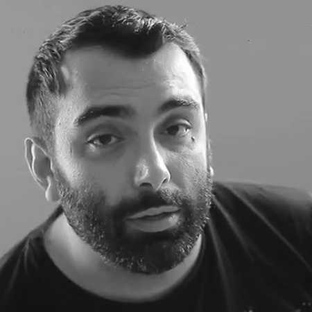 شدی وصله جونم تو یکی و دارم اونم تو مسعود صادقلو