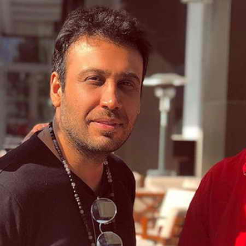 دانلود آهنگ ساعت دیواری ساعت دیواری من عزیزم رفته تو چرا بیداری محسن چاوشی