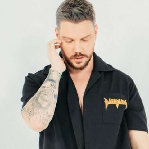 آهنگ سینان آکچیل و دورو بانا آیتسین