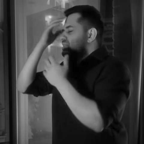 دانلود آهنگ رضا بهرام همه عزادار سر به گریبون مردا سر دار زنا تو زندون